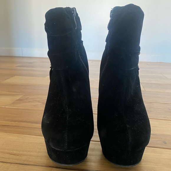 Platform high heel booties - Picture 2 of 5